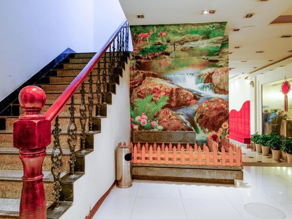 Shijia Inn On The Bund Шанхай Экстерьер фото